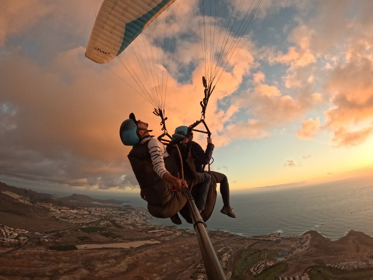 vuelo-parapente-sunset-tenerife